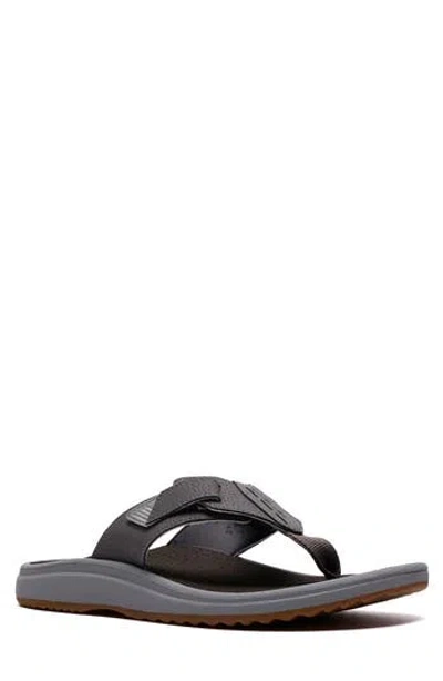 Clarks ® Breeze Sandal In Gray