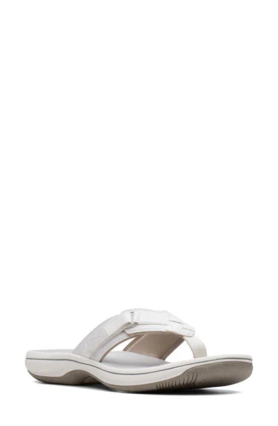 Clarks Breeze Sea Thong Sandal In White Synt