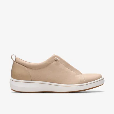Clarks Breeze Sky Lace In Beige