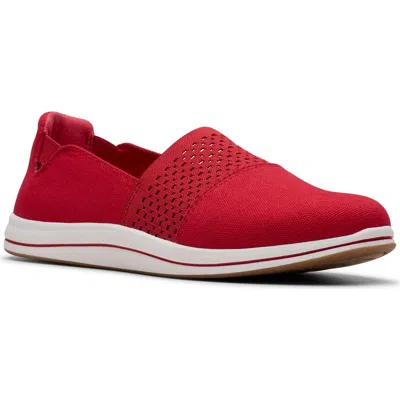 CLARKS CLARKS® BREEZE VIBE SLIP-ON SNEAKER
