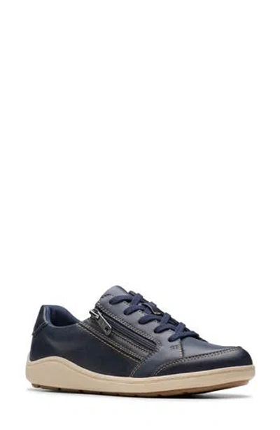 CLARKS CLARKS® BRYIANNE BAYLA SNEAKER