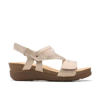 Clarks Calenne Carmen In Pink Synthetic In Gray