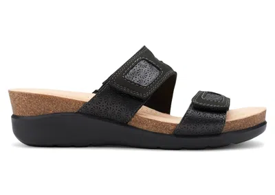 Pre-owned Clarks Calenne Maye Sandal Combi (women's) Sneakers In Black