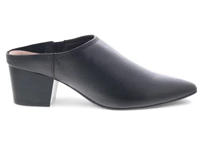 Pre-owned Clarks Calenne Maye Sandal Suede (women's) Sneakers In Black