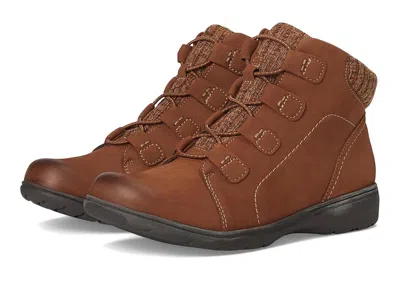 Clarks Carleigh Jade In Brown