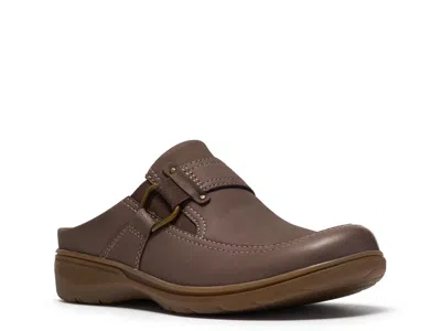 Clarks Carleigh Viola Clog In Brown