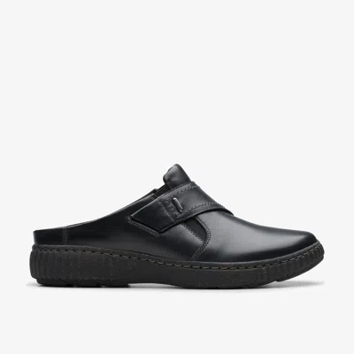 Clarks Caroline Bay In Black