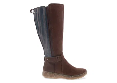 Pre-owned Clarks Caroline Style Suede (women's) Sneakers In Dark Brown