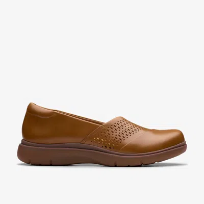 Clarks Certina Edge In Brown