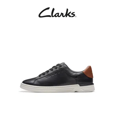 Clarks 其乐女鞋轻步系列轻盈休闲鞋板鞋小白鞋 In Black