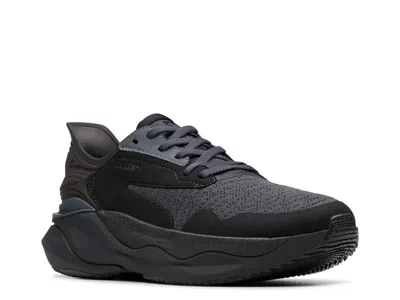 Clarks Pace Sneaker In Black