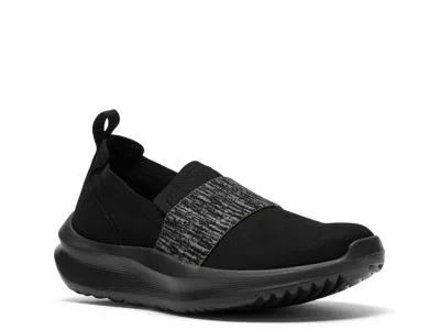 Clarks Cloudsteppers Solevana Lily Slipon In Black