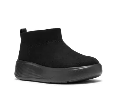 Clarks Cloudsteppers Solevana Rise Platform Bootie In Black