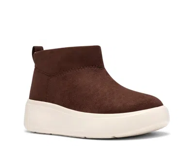 Clarks Cloudsteppers Solevana Rise Platform Bootie In Dark Brown
