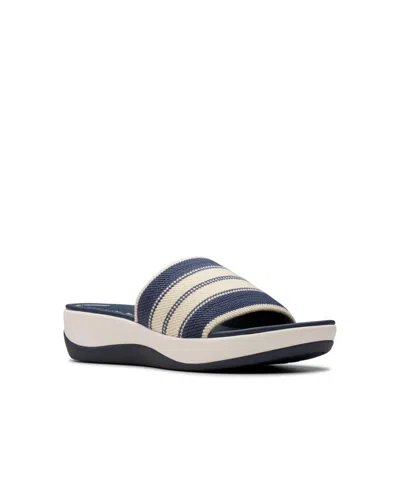 Clarks Cloudsteppers Women's Arla Hollis Slip-on Flat Sandals In Navy Combi Textile