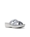 Clarks Cloudsteppers Women's Breeze Rae Cam Slip-on Flat Sandals In Light Gray Textile