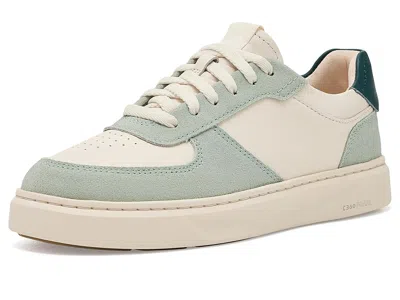 Clarks Code C Court Women's Shoes Pale Green: 11 B - Medium, Leather