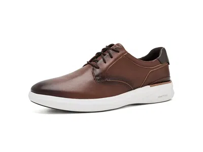 Clarks Code H Plain Toe Oxford In Brown