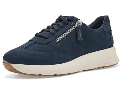 Clarks Code R Run Women's Shoes Navy Nubuck: 8 B - Medium In Blue