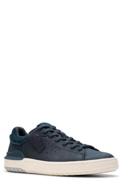 Clarks ® Courtlite2 Run Sneaker In Blue