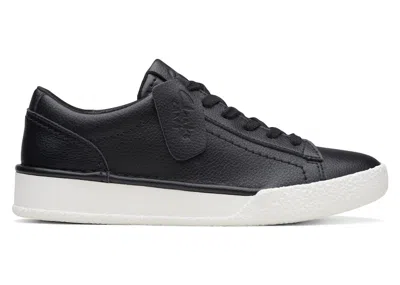 Pre-owned Clarks Craft Cup Walk Leather (women's) Sneakers In Black