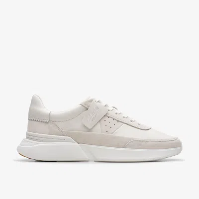 Clarks Craft Pace In White