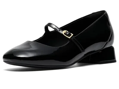 Clarks Daiss 30 Bar In Black