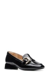 Clarks Daiss30 Trim Leather Flat In Black