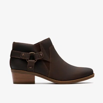 Clarks Danyelle Gema In Brown