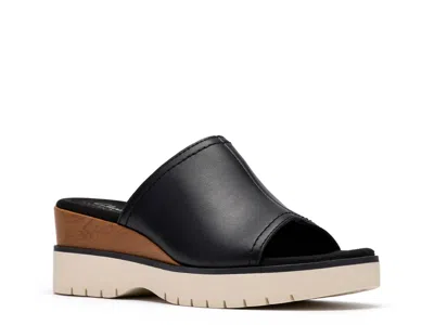 Clarks Diaz Wedge Sandal In Black