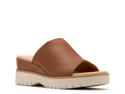 Clarks Diaz Wedge Sandal In Brown