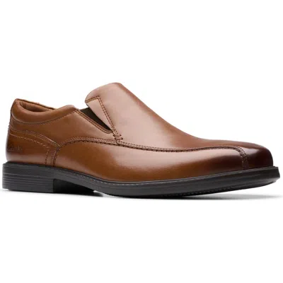 Clarks ® Dresslite Bike Toe Slip-on In Brown