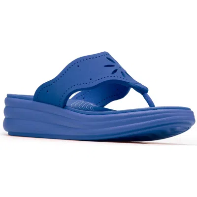 Clarks ® Drift Daisy Sport Flip Flop In Blue