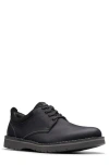 Clarks Eastridge Low In Black Leather In Black Leather
