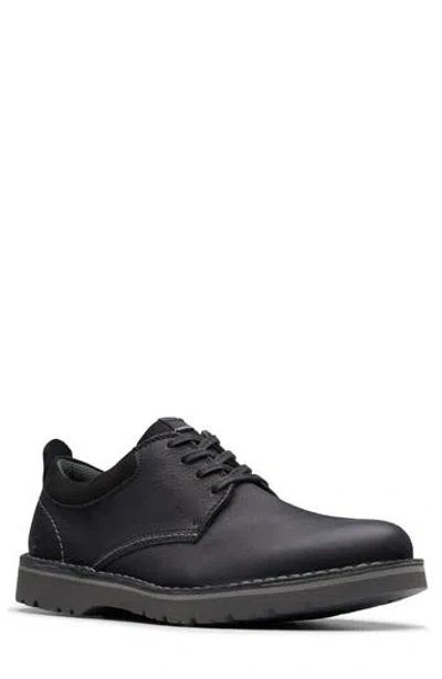 Clarks Eastridge Low In Black Leather