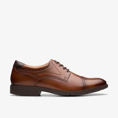 Clarks Eldredge Cap In Brown