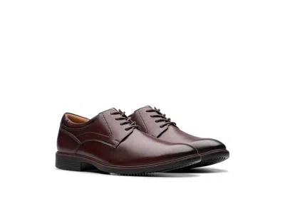 Clarks Eldredge Plain In Brown