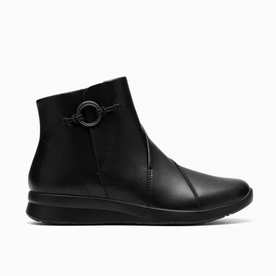 Clarks Ellowyn Deva In Black