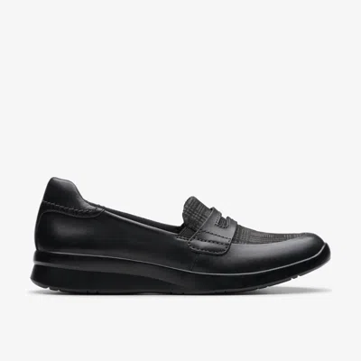 Clarks Ellowyn Penny In Black