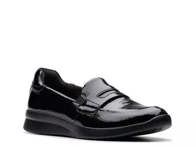 Clarks Ellowyn Penny Loafer In Black