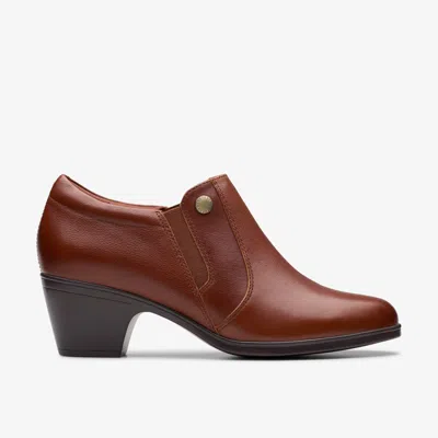 Clarks Emily 2 Reyna In Brown