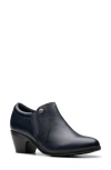 Clarks Emily 2 Reyna In Navy Leather