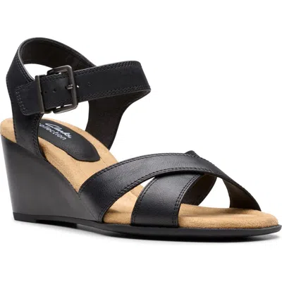 CLARKS CLARKS® EMMALAE IRIS WEDGE SANDAL
