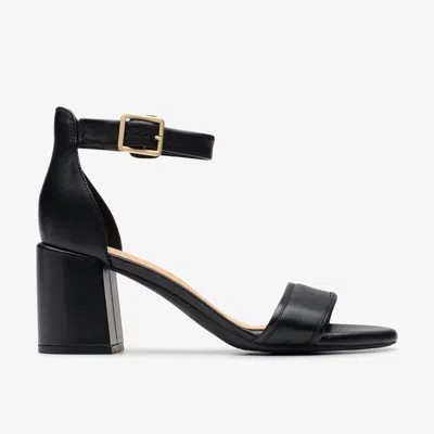 Clarks Ezoria Mae In Black