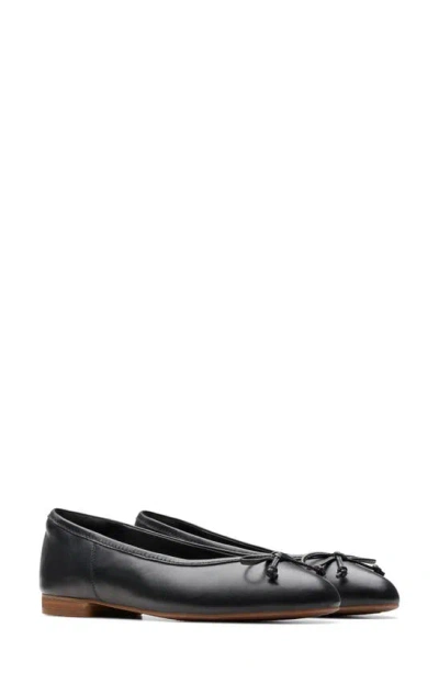 Clarks Fawna Lily Ballet Flat In Black Leather