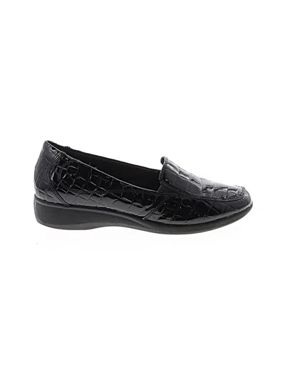 Pre-owned Clarks Flats In Black