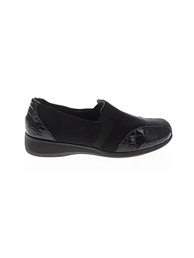Pre-owned Clarks Flats In Black