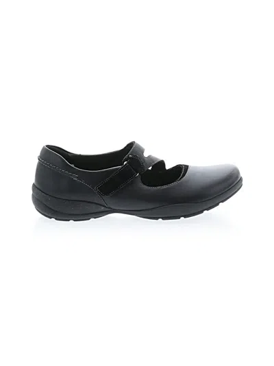 Pre-owned Clarks Flats In Black