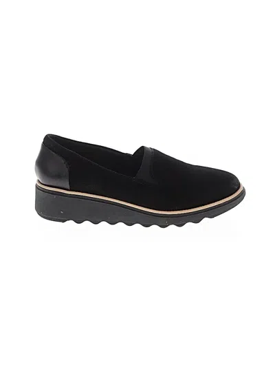 Pre-owned Clarks Flats In Black