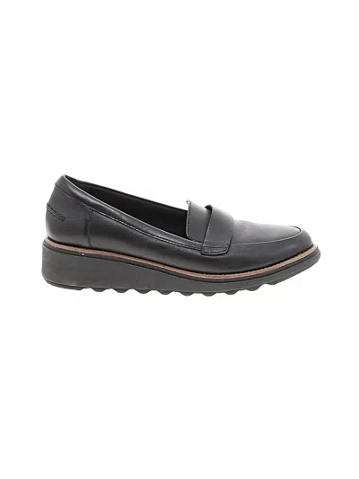 Pre-owned Clarks Flats In Black